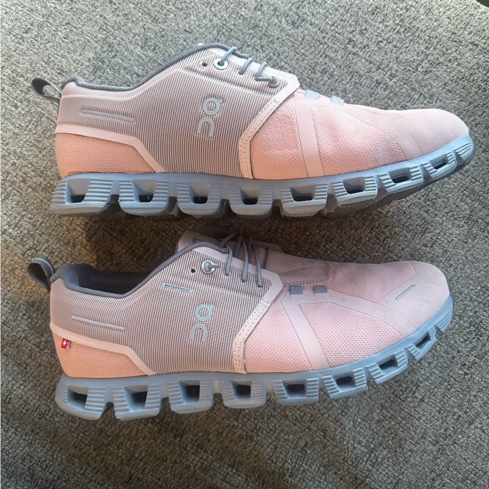 ON Running Pink and Gray Sneakers